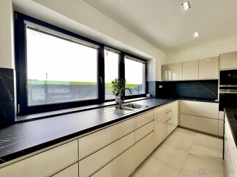 Prodej rodinné domy, 202 m2 - Kralupy nad Vltavou - Minice - 15