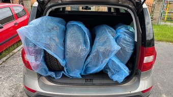 Prodám Škoda Yeti 2.0tdi 4x4 DSG - 15