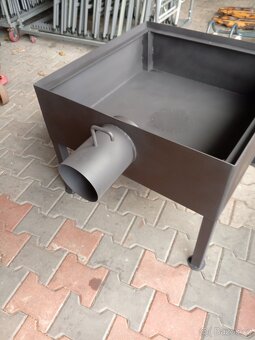 Dřevěná udirna - 15