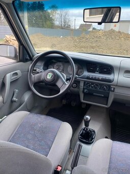 Škoda Felicia 1,3 MPI 50kW najeto 150 000km - 15