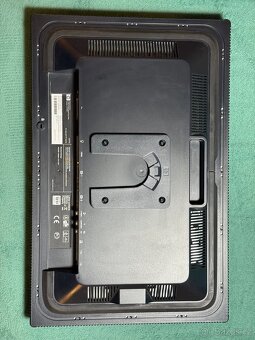 Monitor LCD 24” Hewlett-Packard LP2475m - 15