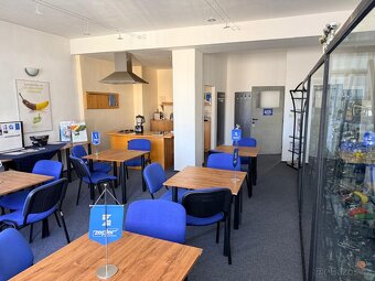 Obchodní a kancelářské prostory na náměstí v Bruntále - 15