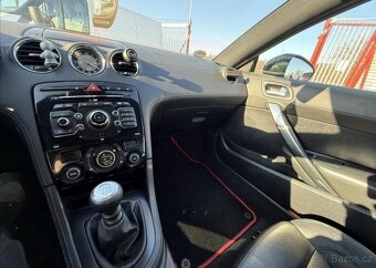 Peugeot RCZ 1,6 16V 200k MOTOR PO GO benzín manuál 147 kw - 15