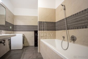 Prodej  bytu 4+kk 105m2, terasa 38 m2, zahrada 70 m2, Maleši - 15