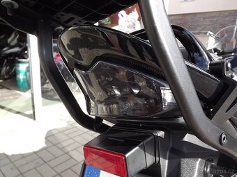 Suzuki GSX 1250FA - 15