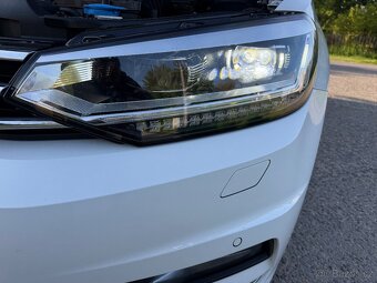 Touran 2.0 tdi 110 kw highline navi led pano kamera - 15