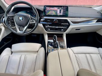 BMW G30 FL 530e/215kw, Luxury Line, pěkný vůz, DPH - 15