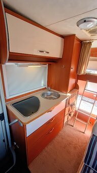 Fiat Ducato / McLouis, alkovna pro 6 osob, palandy/garáž - 15