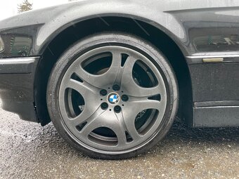 Bmw E38 735i manuál - 15