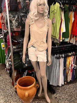 Štendry, figuríny, stojany, torza - 15