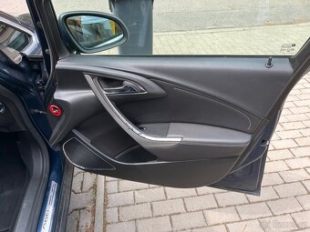 Opel Astra J 1.7 CDTI, 81 kW, nafta - 15