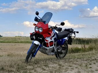 Honda XRV 750 AFRICA TWIN RD07 - 15