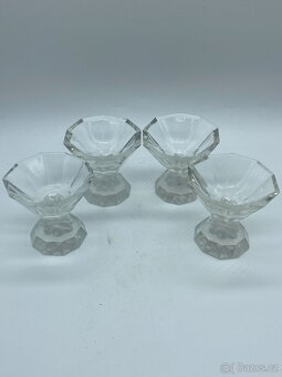 Sběratel nabízí straré panáky - 15