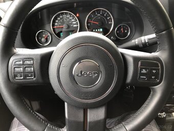 Jeep wrangler 3.6 SAHARA 209kw první majitel - 15