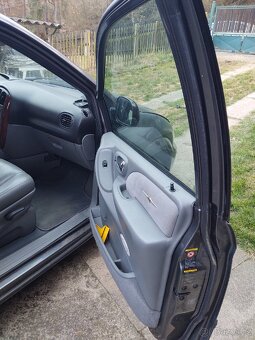 Chrysler Grand Voyager 3.3 V6 , LPG, AWD (4x4), r.v. 2006 - 15