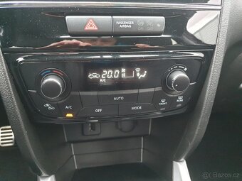 Suzuki Vitara 4x4 1.4i 103KW NAVI KAMERA LED - 15