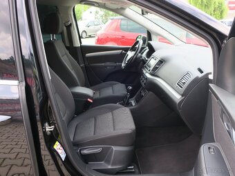 Prodám Volkswagen Sharan 2.0 TDi 110 kW 7-míst - 15