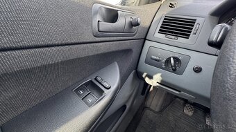 Škoda Fabia kombi 1.2htp 47kw 2003 - 15
