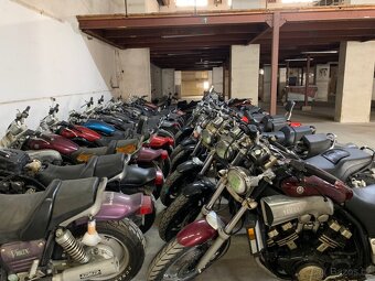 Prodej skladu motocyklů - 15