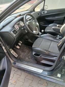 Peugeot 307 SW - 15
