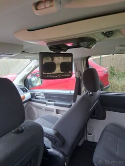 Chrysler Grand Vogyaer - 15