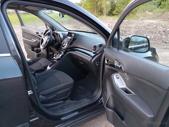 Chevrolet Orlando 2.0 Diesel, 7 míst, r.v. 11/2012 - 15
