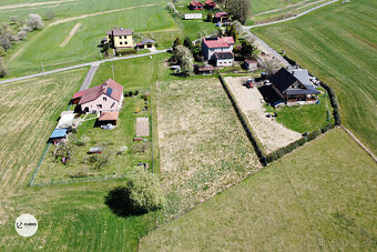 Pozemek 2.147 m2 v obci Vyšní Lhoty vč. sítí, projektu domu  - 15