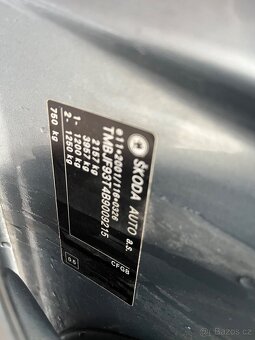 Škoda Superb 2 Elegance 2.0 TDi 125kW DSG F1 xenon - 15