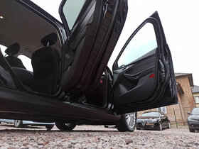 Ford Focus Carving 1.6 SCTi - možnost odpočtu DPH - 15