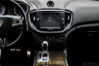 Maserati Ghibli SQ4 - 15
