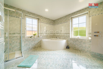 Prodej rodinného domu, 405 m², Kadaň, ul. Třešňová - 15