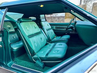 Lincoln Mark IV 1976 7.5 liter V8 - 15