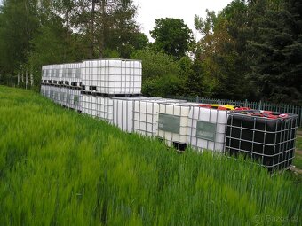 IBC kontejner,nádrž na vodu 1000 litrů,na pitnou také - 15