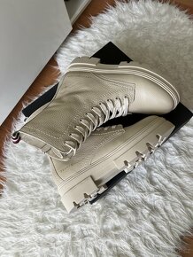 TOMMY HILFIGER DÁMSKÉ KOŽENÉ BOTY VEL.39 - 15