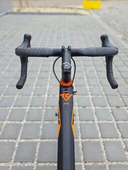 Silniční kolo KTM Revelator Carbon 2018 – velikost 55cm (M) - 15