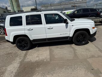 Jeep patriot 2.2CRD 2011 4x4 pojizdne - 15