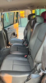 Renault Espace 7 míst 2011 - 15