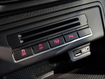 VW Tiguan 2.0TDi 110KW 4Motion Kamera - 15