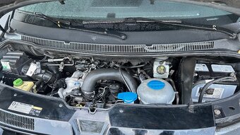VW Multivan 5.1, 2.0 BITDi 4x4, DSG, odpočet DPH - 15