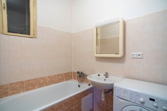 Byt 2+kk, nízké náklady, centrum - Libušinka - Trutnov - 15