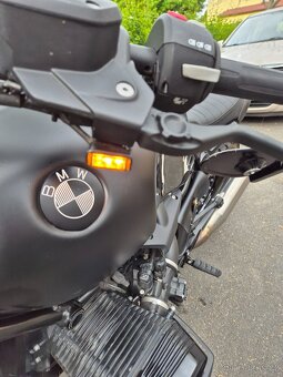 Bmw rninet - 15