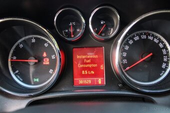 Opel Astra J 1.7CDTI 2011 - 15