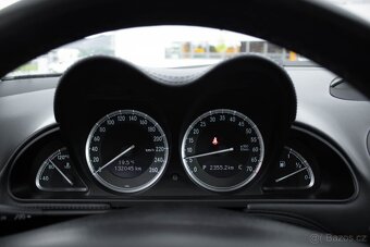 Mercedes-Benz SL 500 V8 AMG - 15