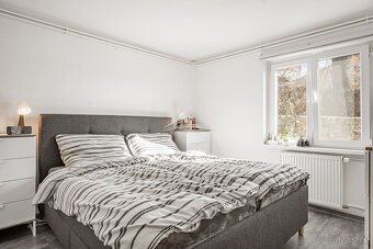 Prodej rodinného domu 6+kk s autodílnou – Šimanov, 9 km od J - 15