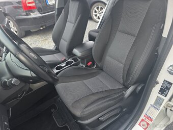Hyundai i30 1.6 1majitel 63 TKM 249 000 Kč - 15