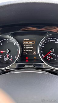 VW Touran 2.0tdi 7mist Full výbava Top stav Matrix - 15