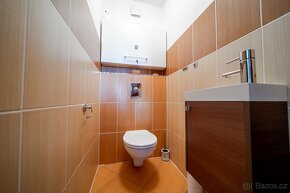moderní byt 4+kk v privátním komplexu - ul.Domanovická,Praha - 15