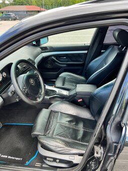 BMW 528i sedan předfaclift - 15
