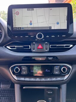 Hyundai i30 1.5-FASTBACK-AUTOMAT-MHEV - 15