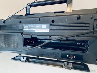 Radiomagnetofon Sharp WQ T238H, rok 1988 - 15